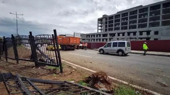 Bingöl'de üç araçlı zincirleme kaza: 6 yaralı