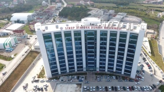 Sinop'ta bıçaklı kavga: 1'i ağır 2 kişi yaralandı!