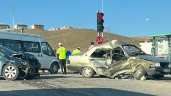 Elazığ'da zincirleme trafik kazası: 1 ölü!