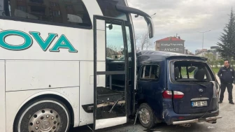 Isparta'da yolcu otobüsü ile otomobil çarpıştı: 1 ölü