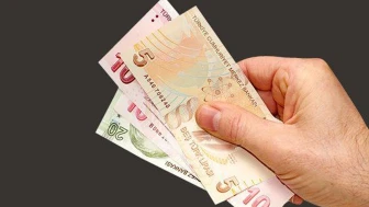 23 Nisan'da ek ders ödenir mi?