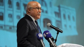Mehmet Öz, Türk Ocakları Genel Başkanlığı'na yeniden seçildi
