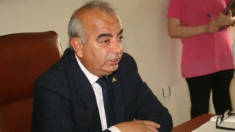 Devrek Belediyesi'nde usulsüzlük iddiasıyla gözaltına alınan 10 zanlı adliyeye getirildi!