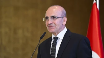 Bakan Şimşek: Türkiye'ye yatırımcı ilgisi zirvede