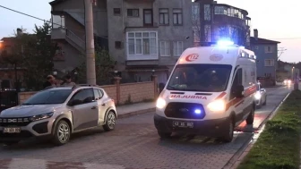 Tavşanlı’da otomobil ile motosiklet çarpıştı: 2 kişi yaralandı!