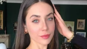 Depreme videoda yakalandı: Fulya Zenginer yaşadığı korkuyu takipçileriyle paylaştı