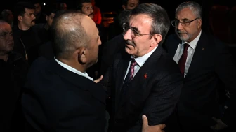 Cevdet Yılmaz ve bakanlardan, Çavuşoğlu'na taziye ziyareti
