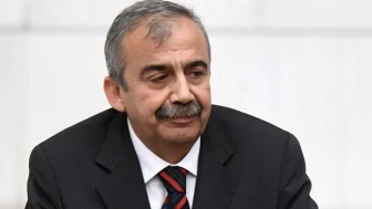 Sırrı Süreyya Önder'den kötü haber!