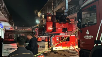 Zeytinburnu'nda kimyasal madde deposunda yangın