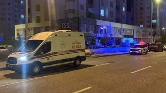 Berber dükkanında bıçaklı kavga!