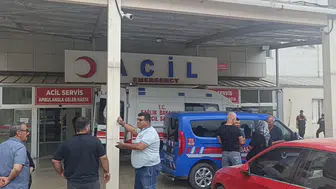 Adana'da silahlı kavga: 1'i polis 3 kişi yaralandı!