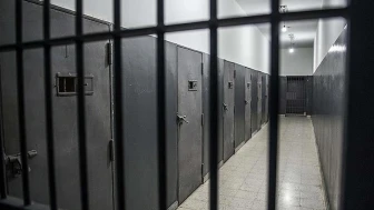 İsrail hapishanelerindeki binlerce Filistinli, işkence ve tıbbi ihmal sebebiyle ölüyor
