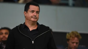 Hull City averajla kümede kaldı!