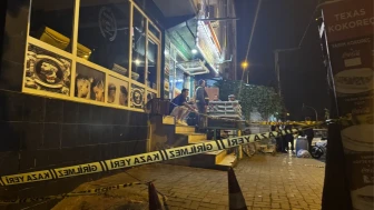 Bursa'da berber dükkanına silahlı saldırı: Çırak hayatını kaybetti!