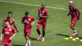 Galatasaray'ın Göztepe maçı kamp kadrosu açıklandı
