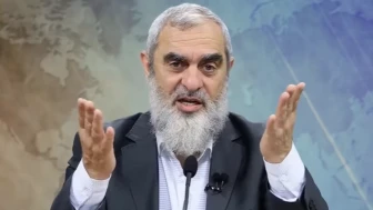 İlahiyatçı Nurettin Yıldız kimdir?