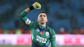 Fernando Muslera, yerine geçmesini istediği kaleciyi açıkladı