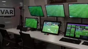 Trabzonspor-Galatasaray maçının yabancı VAR hakemi açıklandı