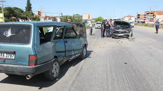Manisa’da ışık ihlali kazaya neden oldu: 1 yaralı