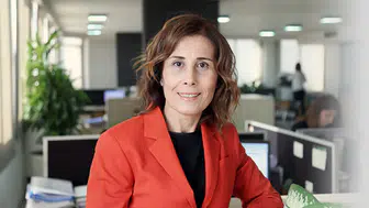 Seyhan Belediye Başkanı Oya Tekin kimdir?