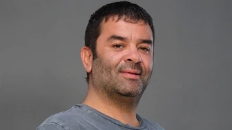 Oyuncu Bülent Şakrak kimdir?