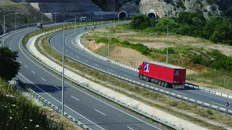 Karayollarında kritik uyarı: Hangi yollarda trafik var, nerelerde çalışma yapılıyor?