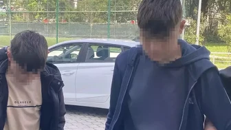 15 yaşındaki çocuklar, husumetlilerin evine tüfekle saldırdı