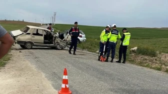 Aksaray'da otomobiller çarpıştı: 1 ölü, 3 yaralı