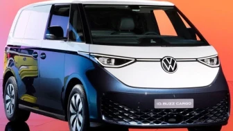Volkswagen elektrikli minibüsünü geri çağırıyor: İşte sebepleri...