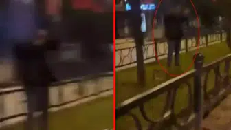 Bursa’da Türk bayrağını yakmaya çalışan şahıs kameraya yakalandı: Valilikten açıklama geldi