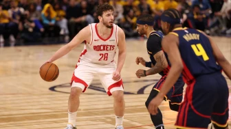 Alperen Şengün, Warriors'a karşı "triple-double"ın kıyısından döndü