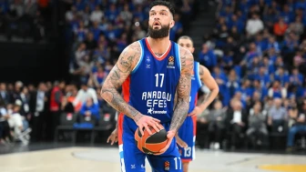 Anadolu Efes, Panathinaikos'u devirdi!