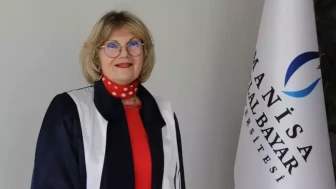 72 yaşında doktor unvanı: Ümmühan Tibet 40 yıllık hayalini gerçekleştirdi!