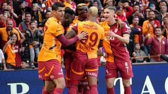 Trabzonspor-Galatasaray maçında muhtemel ilk 11'ler belli oldu