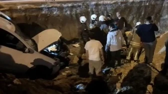 Arnavutköy’de feci kaza: Bekçiye çarpıp şantiye alanına uçtu