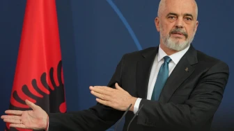 Arnavutluk Başbakanı Edi Rama kimdir?