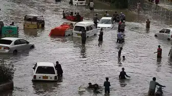 Pakistan’da fırtına felaketi: Çok sayıda ölü ve yaralı var