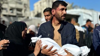 Gazze'de yürek yakan saldırı: İsrail bombardımanında biri bebek 4 kişi hayatını kaybetti