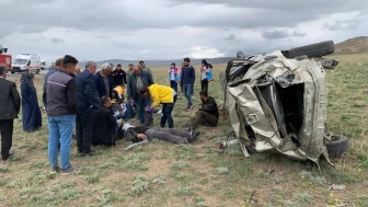 Van Özalp’te feci kaza: 1 ölü, 4 yaralı