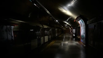 Kablo hırsızlığı demiryolu ulaşımını felç etti: 10 binden fazla yolcu etkilendi