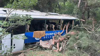 Eskişehir'de feci kaza: Midibüs şarampole uçtu