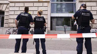 Hamburg tren istasyonunda bıçaklı saldırı