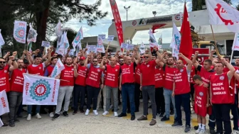 Birleşik Metal-İş'ten Accuride Wheels Bilecik fabrikası önünde eylem!