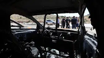 İşgalci İsrailliler Batı Şeria'daki Filistinlilerin araçlarını yaktı!