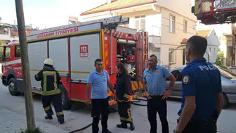 Eşiyle tartıştı, evi ateşe verdi!