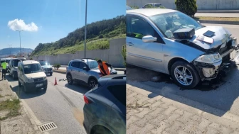 3 araçla zincirleme kaza!