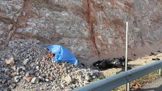 Manisa'da motosiklet devrildi: 1 ölü, 1 yaralı!