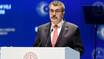 Sınav soruları çalındı mı? Yusuf Tekin iddialara yanıt verdi