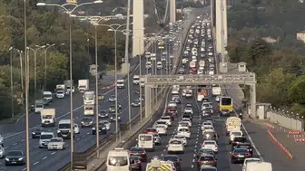İstanbul'da bayram tatili sonrası sabah trafiği!
