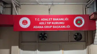 Adana'da kahreden kaza! Baba ve iki kızı can verdi